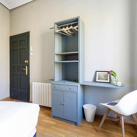 Sol Y Tirso Rooms Madrid Exteriör bild