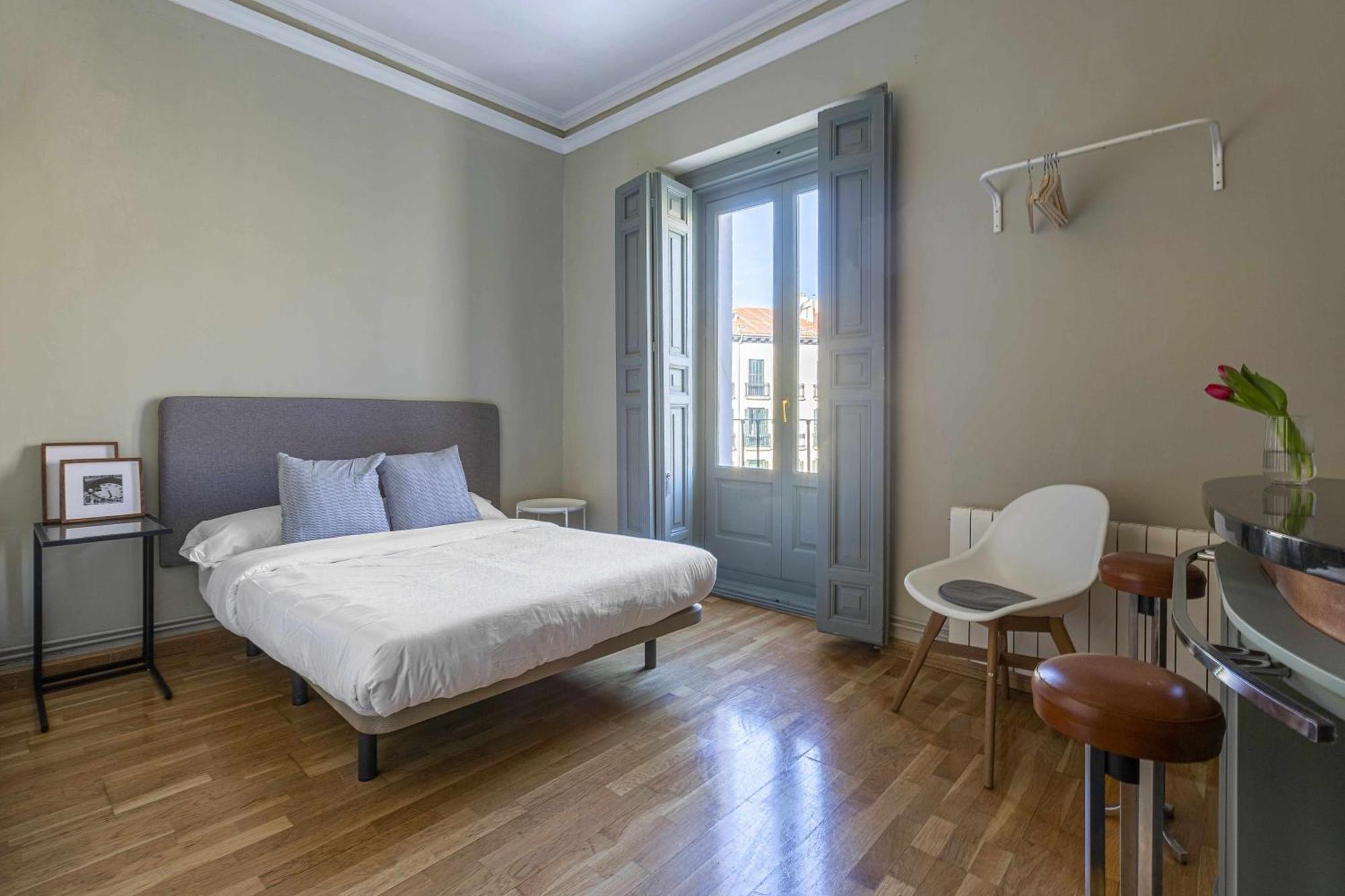 Sol Y Tirso Rooms Madrid Exteriör bild