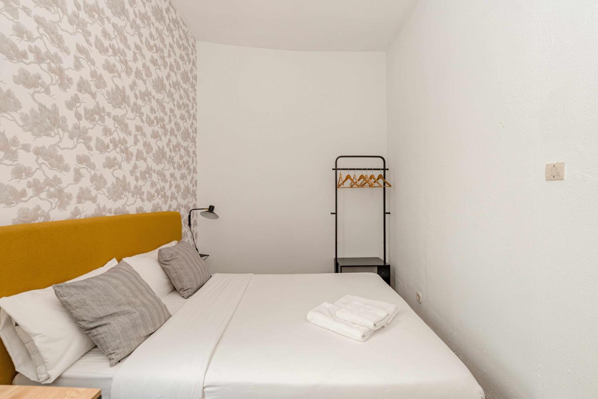 Sol Y Tirso Rooms Madrid Exteriör bild