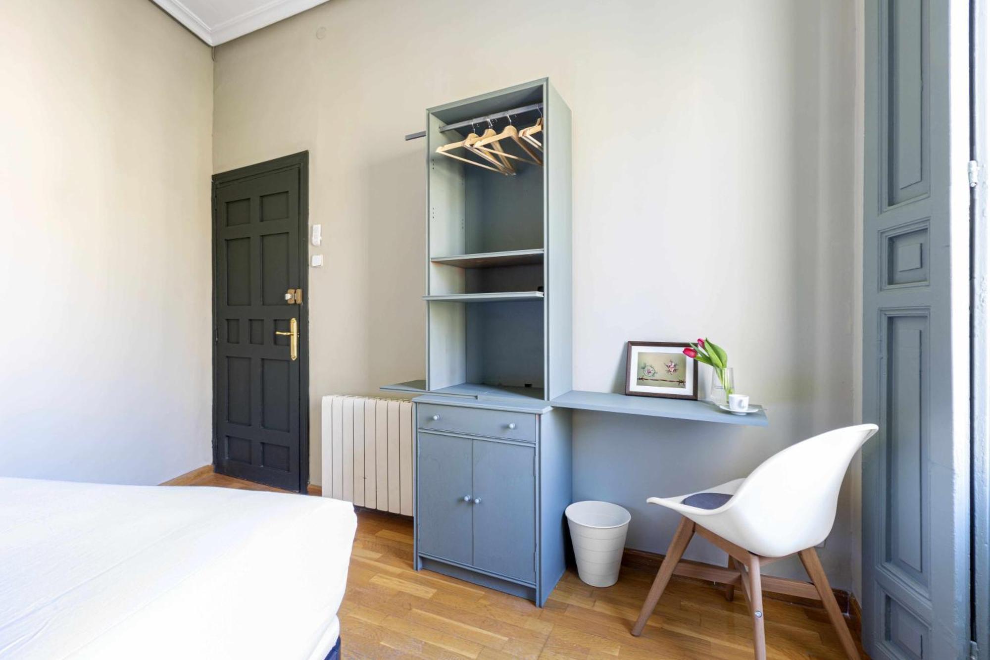Sol Y Tirso Rooms Madrid Exteriör bild