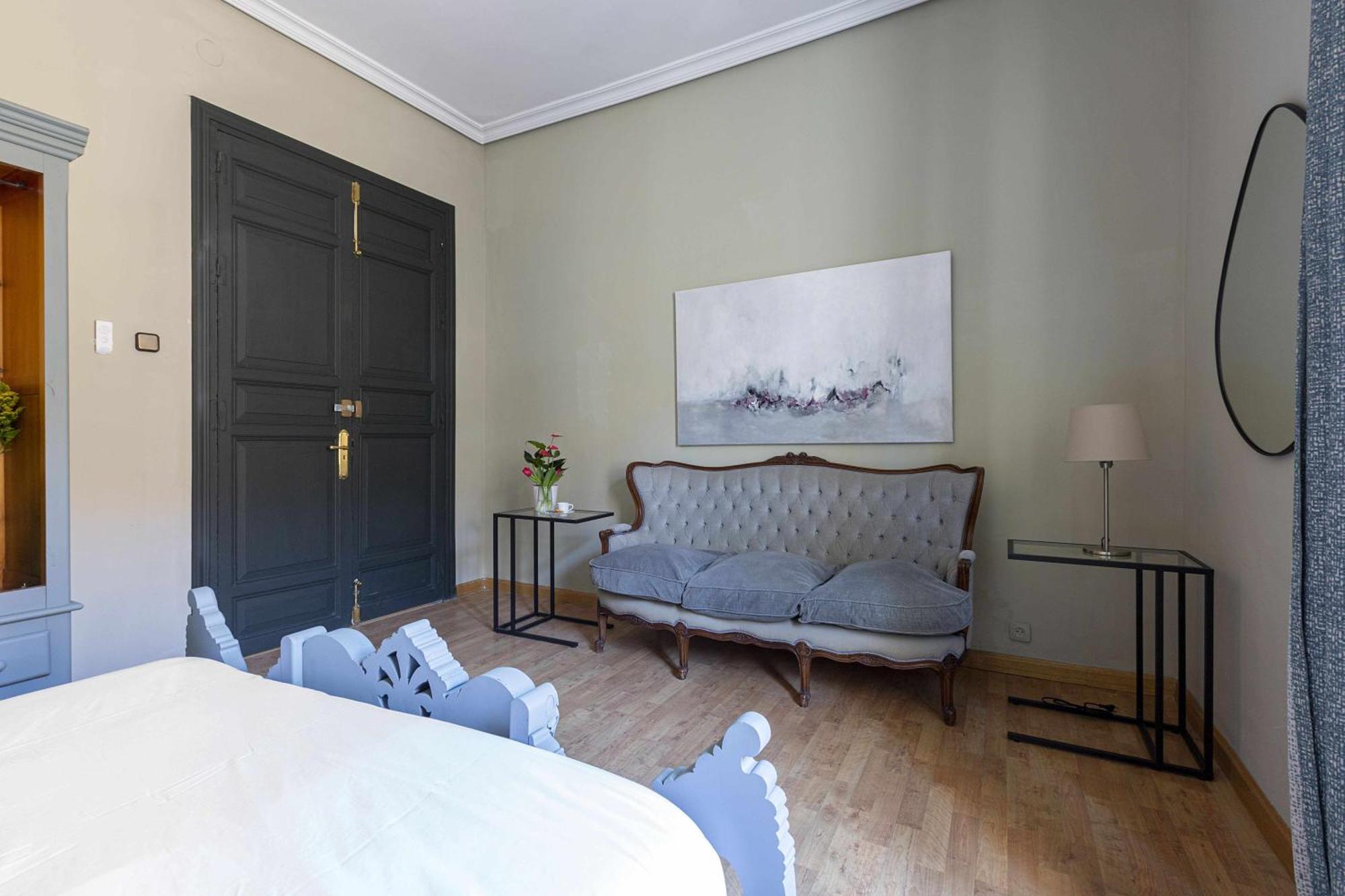 Sol Y Tirso Rooms Madrid Exteriör bild