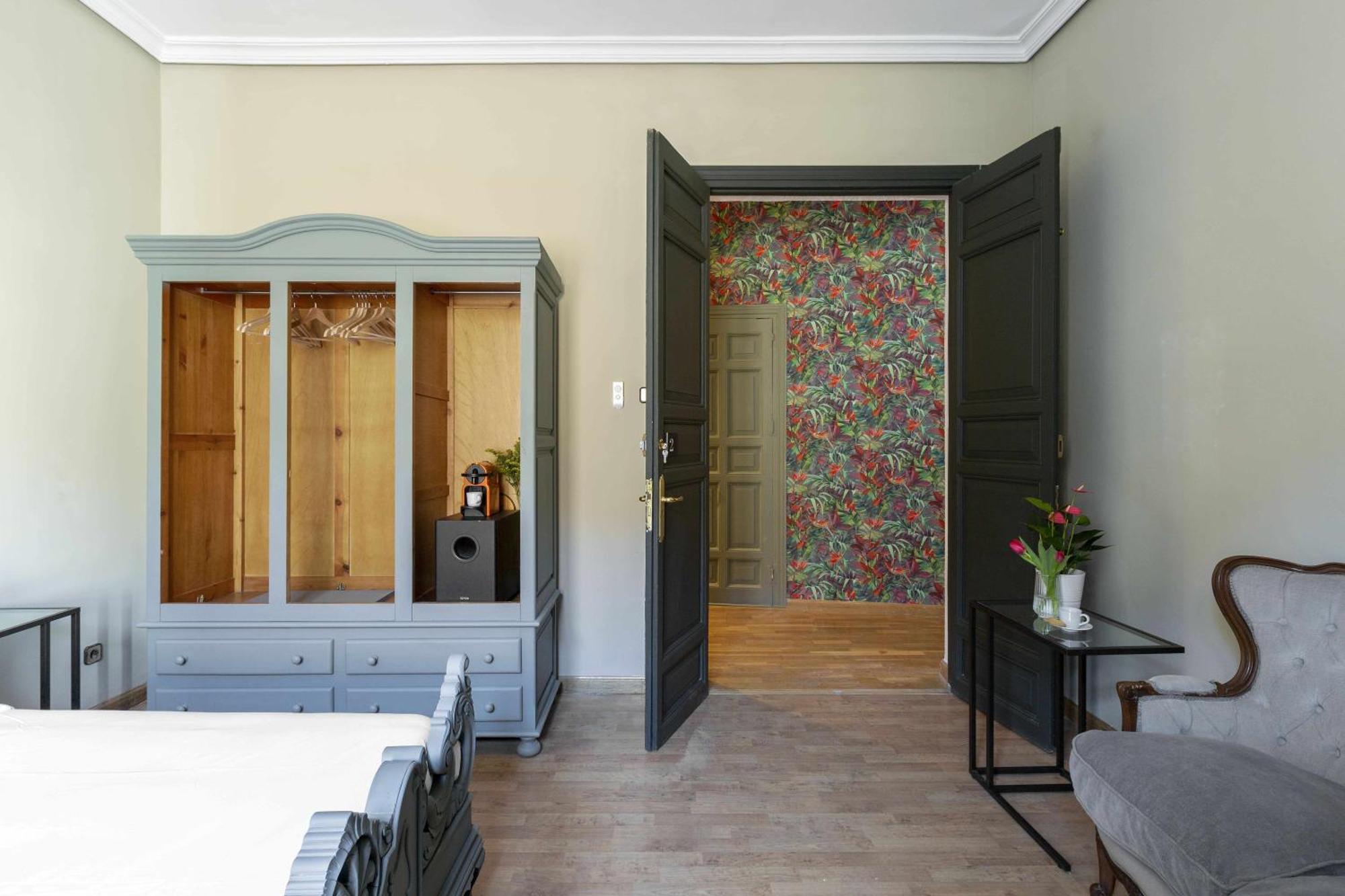 Sol Y Tirso Rooms Madrid Exteriör bild