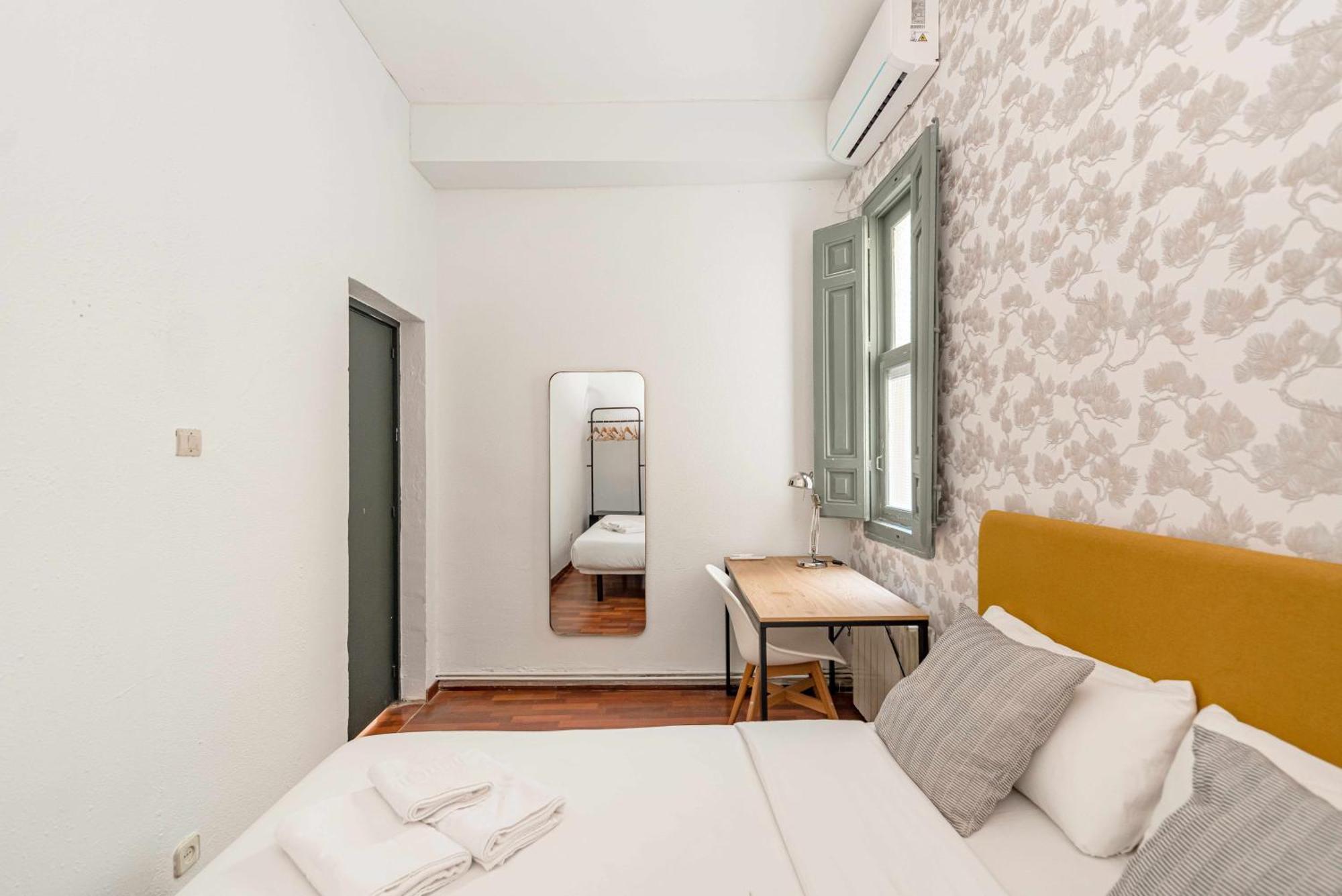 Sol Y Tirso Rooms Madrid Exteriör bild