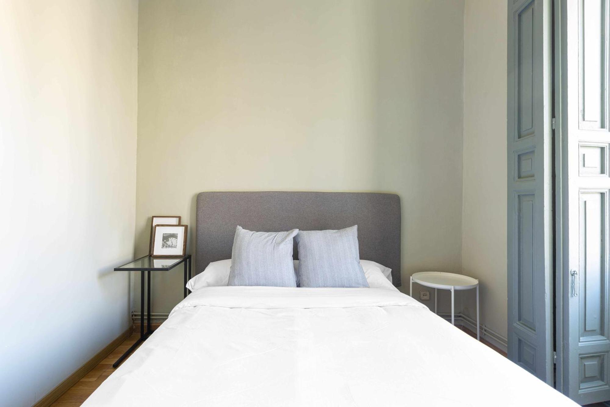 Sol Y Tirso Rooms Madrid Exteriör bild