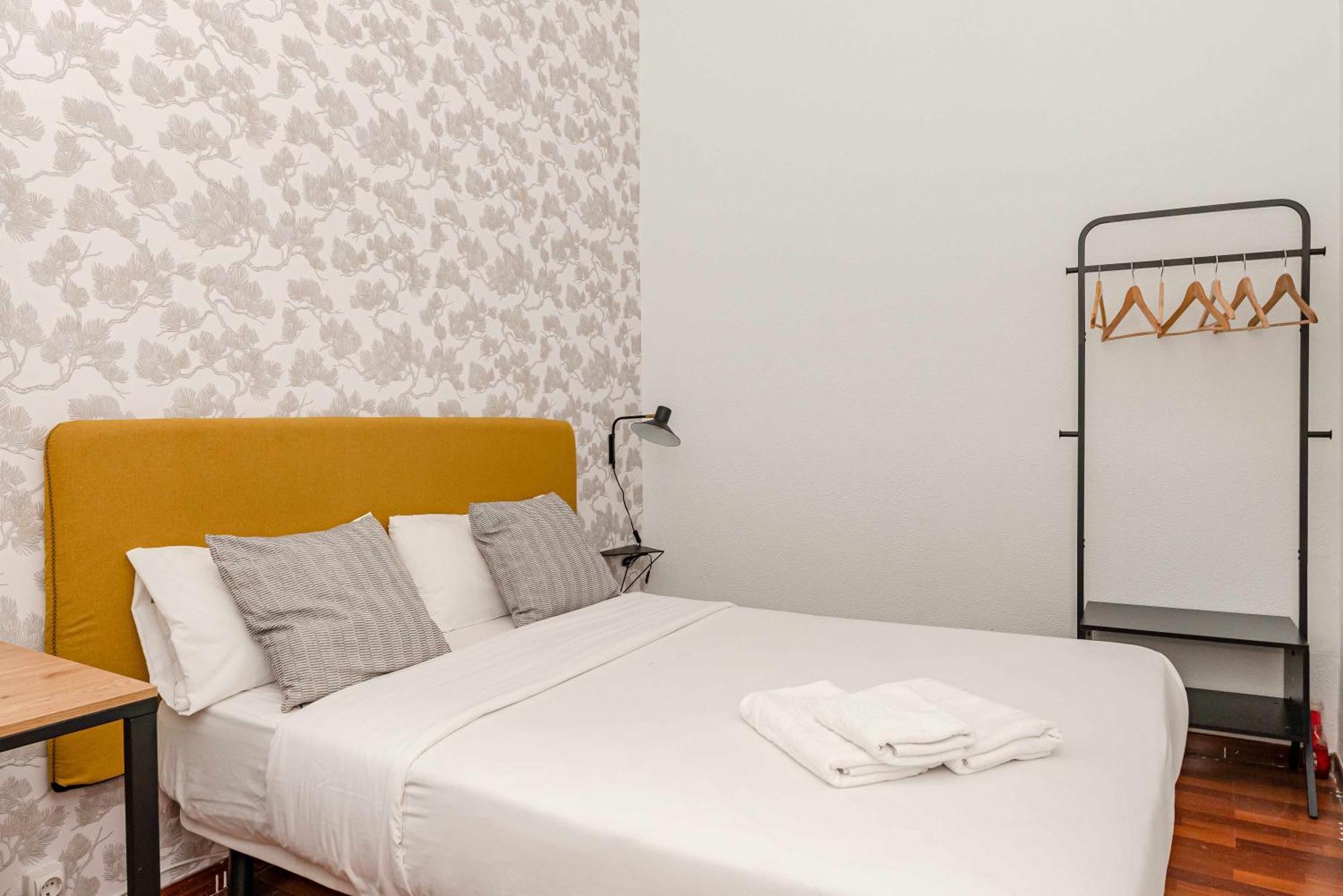 Sol Y Tirso Rooms Madrid Exteriör bild
