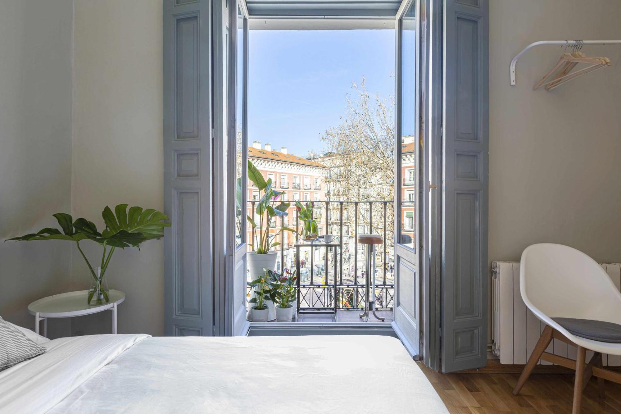 Sol Y Tirso Rooms Madrid Exteriör bild